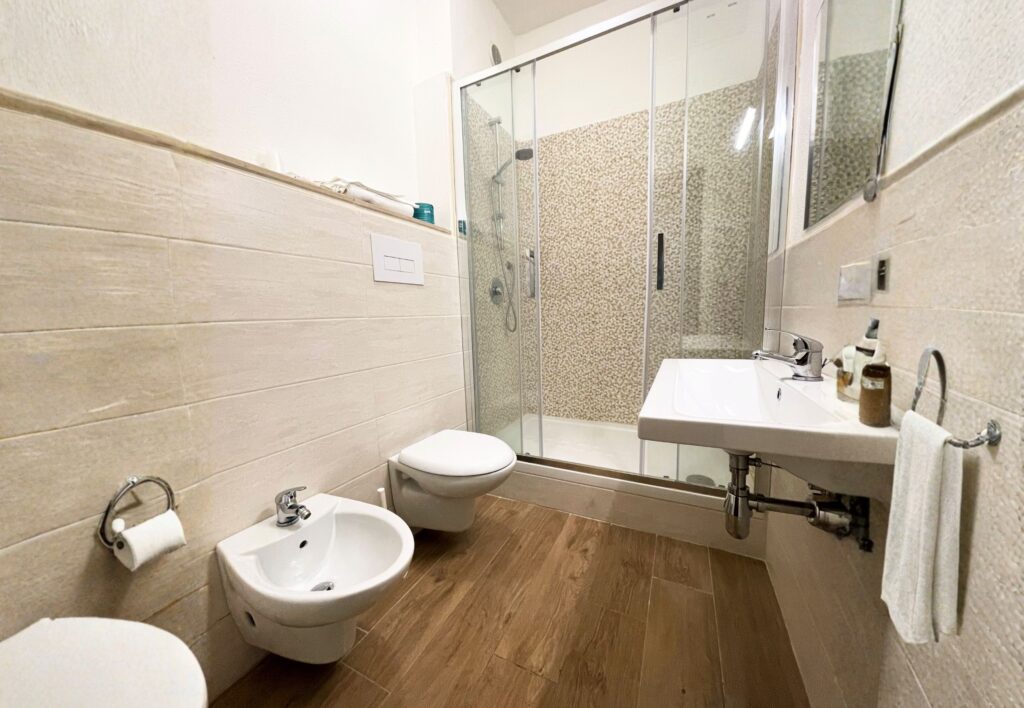 bagno camera comfort miravacanze